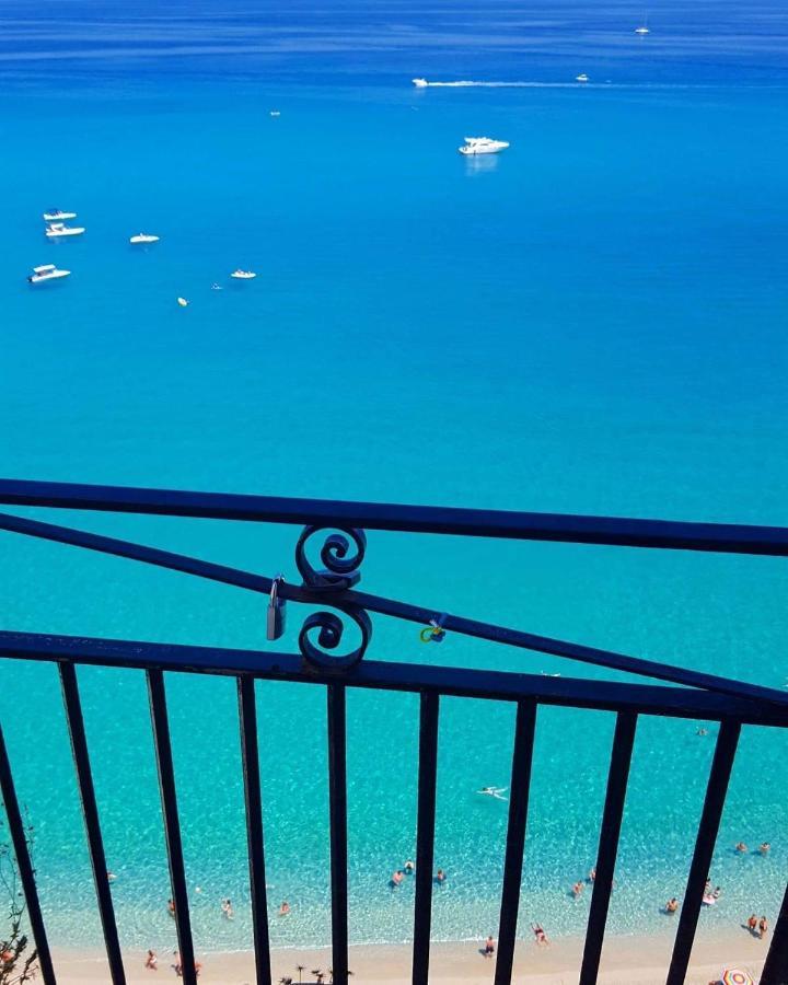 Affaccio Su Stromboli Apartman Tropea Kültér fotó